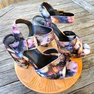 Velvet Floral Heel